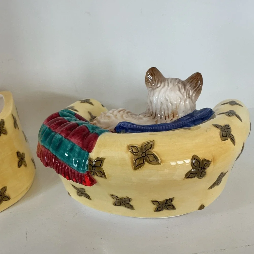 Vintage Persian Cat Seating On Overstuffed Chair Cookie Jar Grandma Cottagecore